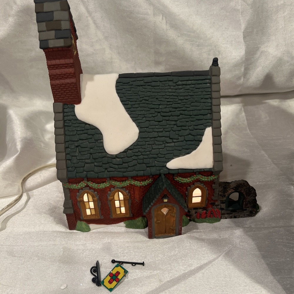 Vtg  1995 Department 56 Dickens Heritage Village Collection Dudden‎ Cross Church